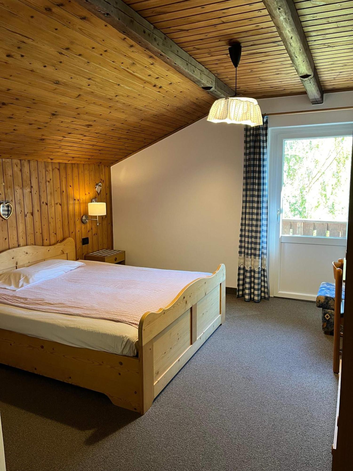 B&B Bucaneve Vigo di Fassa Pokoj fotografie
