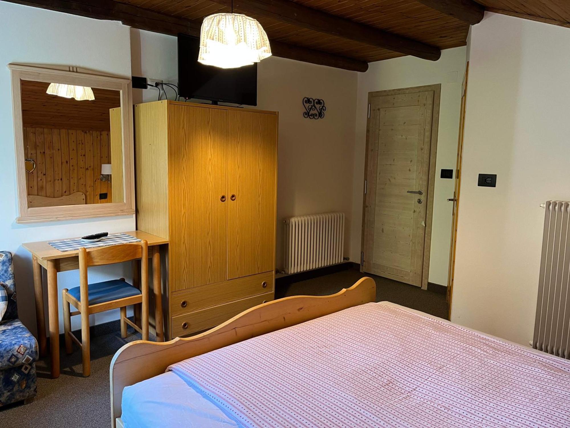 B&B Bucaneve Vigo di Fassa Pokoj fotografie